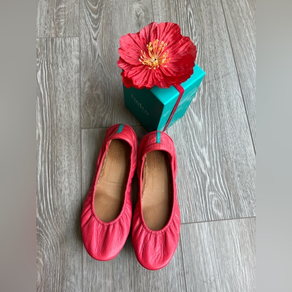 Tieks Shoes - Tieks Poppy size 7